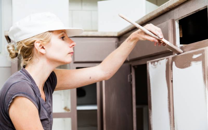 kitchen cabinet painting